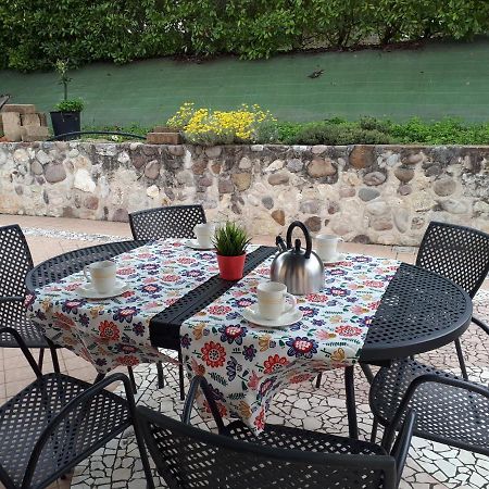 Appartamento Con Giardino A Cisano Di Bardolino Buitenkant foto